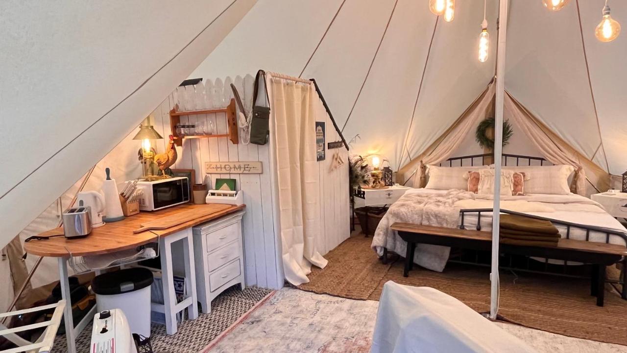 Shenandoah Valley Glamping - Amazing Views - Farm Edinburg Zewnętrze zdjęcie